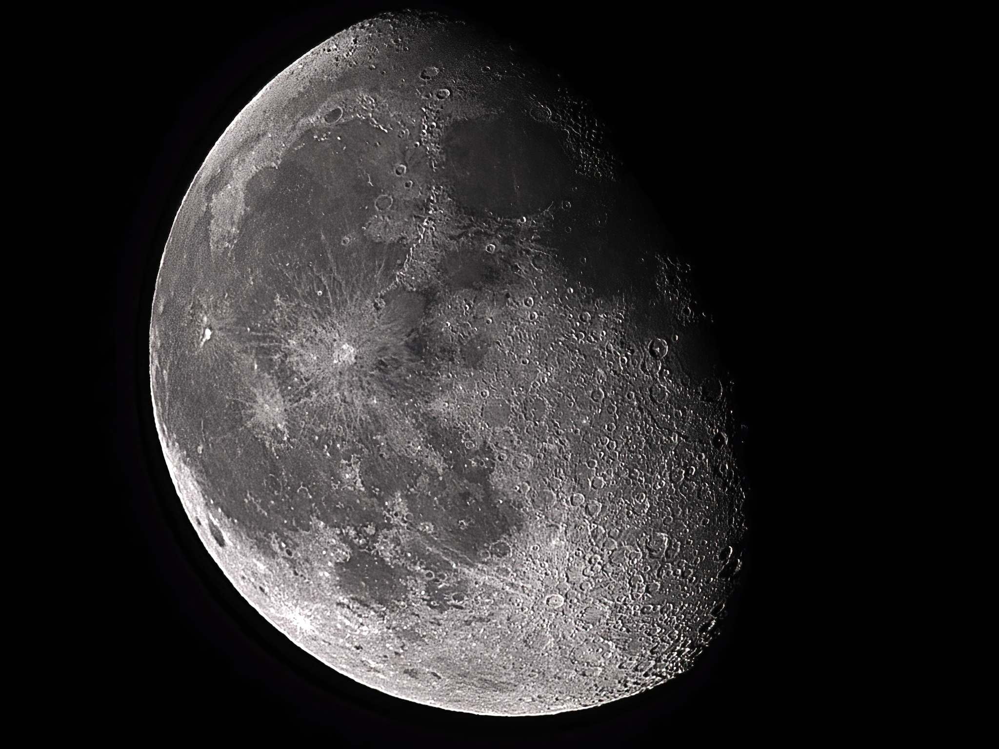 Lune vue depuis le Lauagais