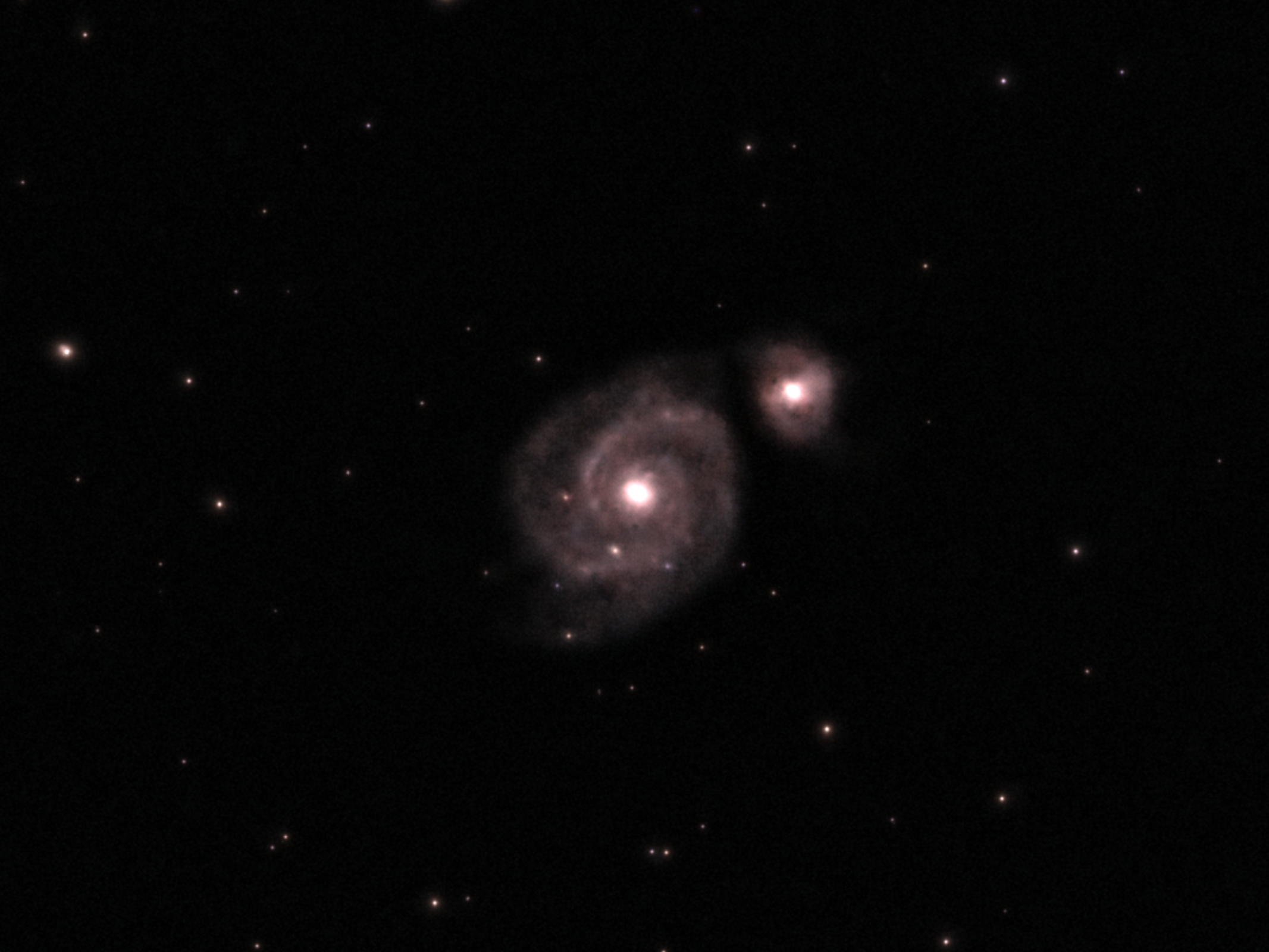 Proche de la queue de la Grande Ourse, la galaxie tu Tourbillon (M51) fait partie des objets à chassier lors du Marathon Messier.